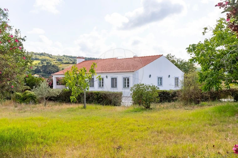 Quinta T4 para Venda em Dois Portos e Runa Foto 28