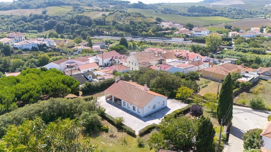 Quinta T4 para Venda em Dois Portos e Runa Foto 5