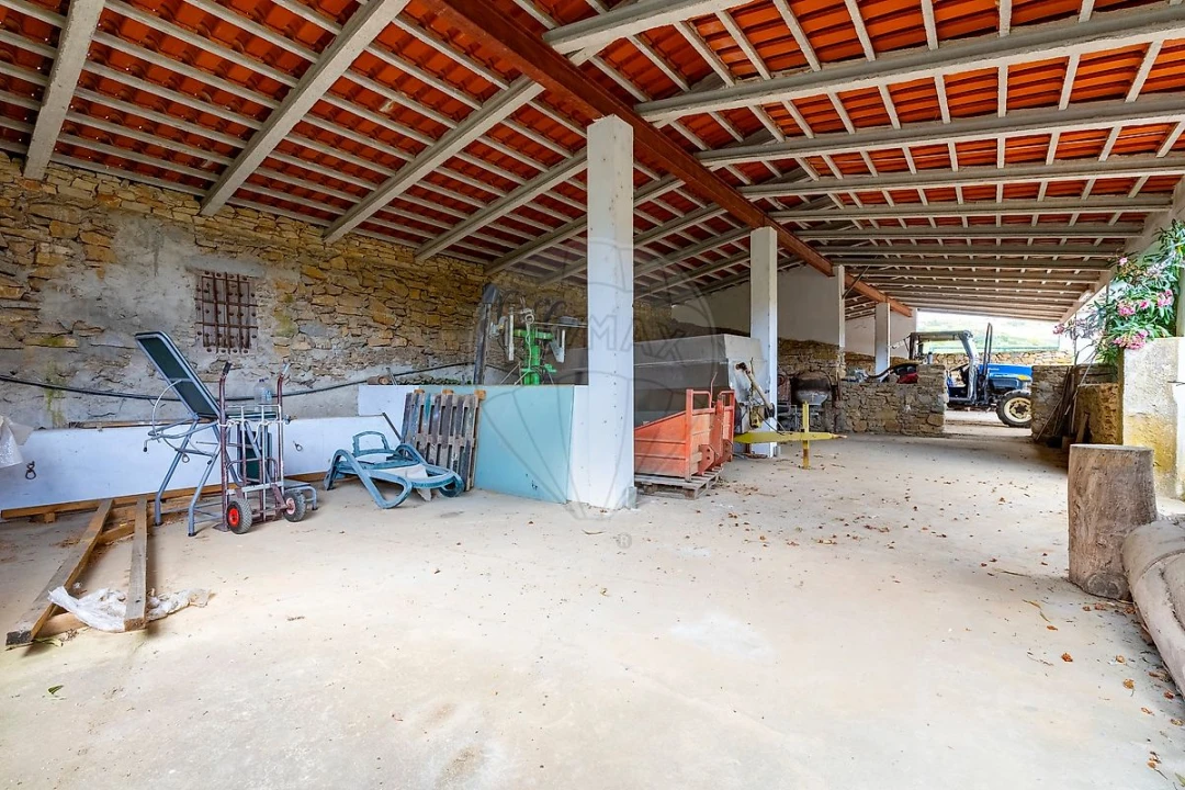 Quinta T4 para Venda em Dois Portos e Runa Foto 27