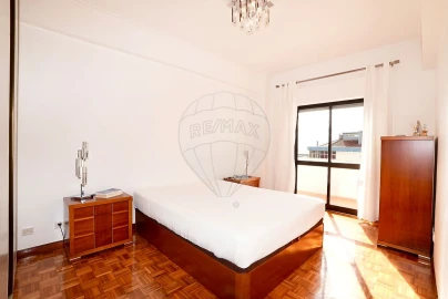 Apartamento T2 para Venda em Alverca do Ribatejo e Sobralinho
