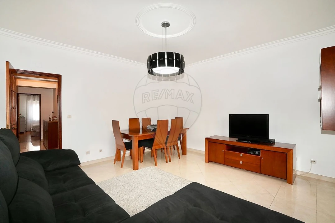 Apartamento T2 para Venda em Alverca do Ribatejo e Sobralinho Foto 2