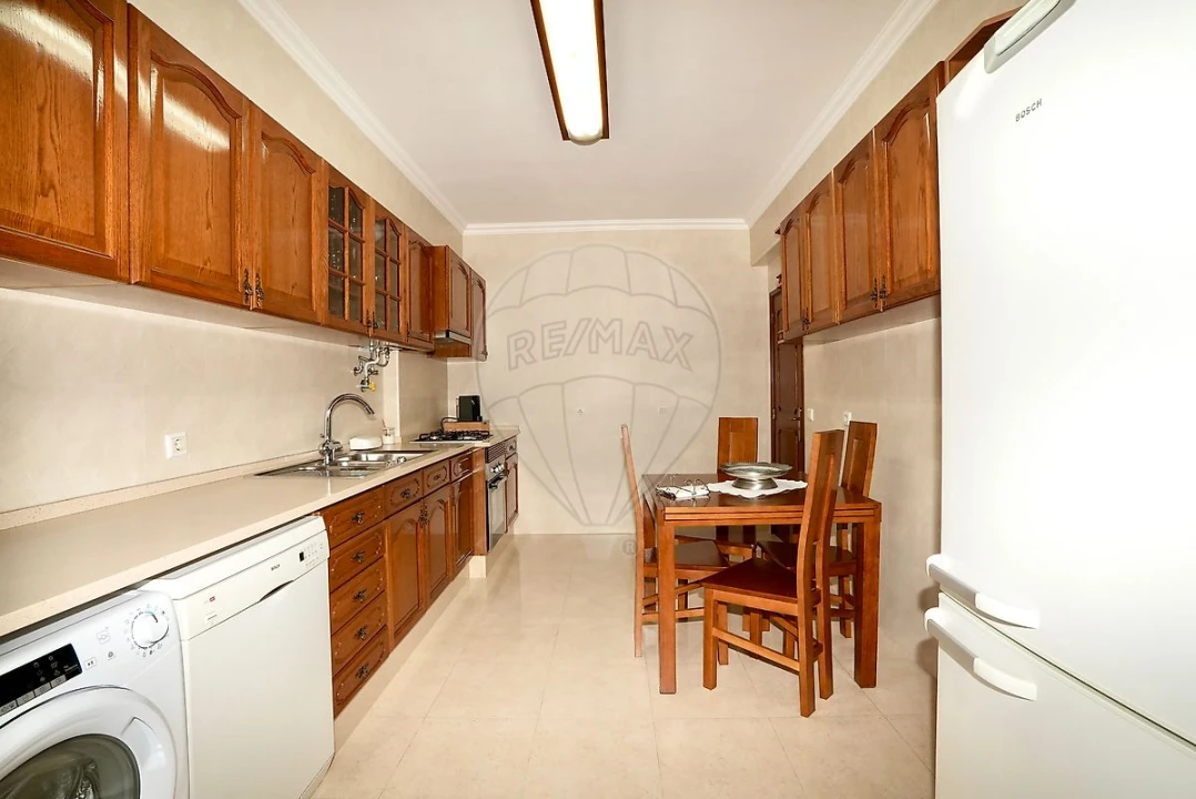 Apartamento T2 para Venda em Alverca do Ribatejo e Sobralinho Foto 9
