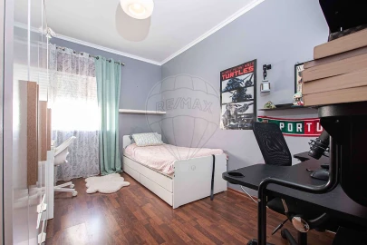 Apartamento T2 para Venda em Alverca do Ribatejo e Sobralinho
