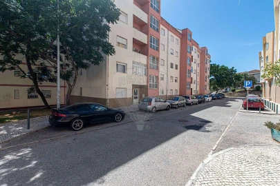 Apartamento T2 para Venda em Alverca do Ribatejo e Sobralinho