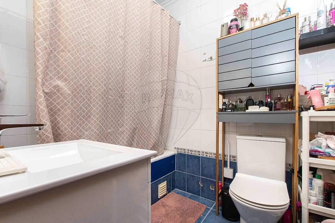 Apartamento T2 para Venda em Alverca do Ribatejo e Sobralinho Foto 14