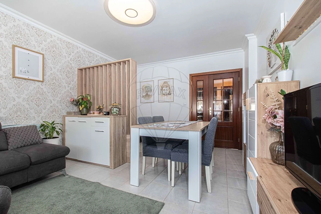 Apartamento T2 para Venda em Alverca do Ribatejo e Sobralinho Foto 8