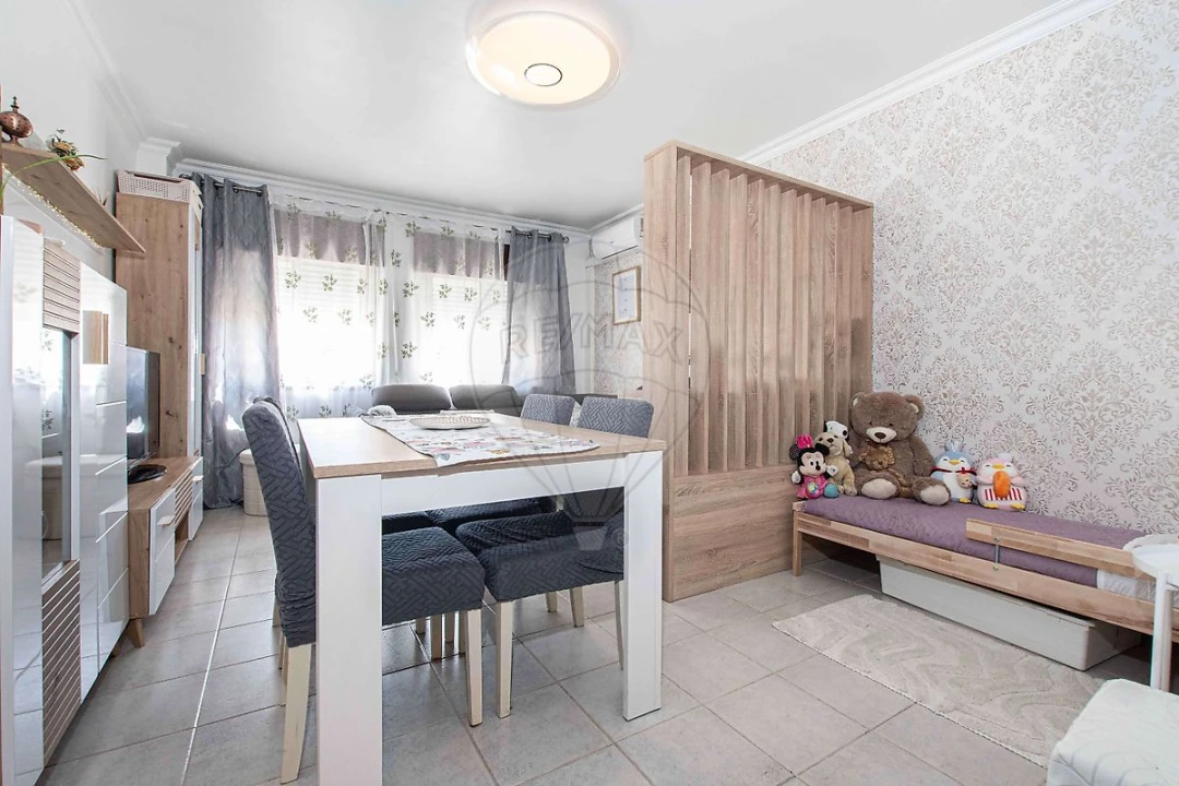 Apartamento T2 para Venda em Alverca do Ribatejo e Sobralinho Foto 7