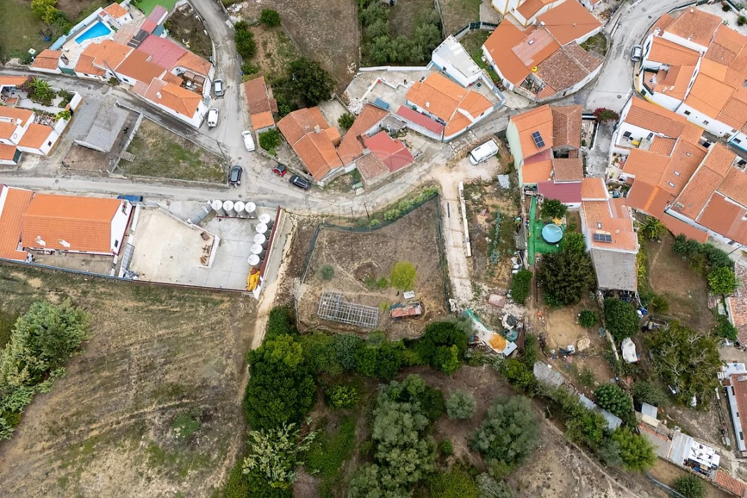 Terreno para Venda em Carvoeira e Carmões Foto 5