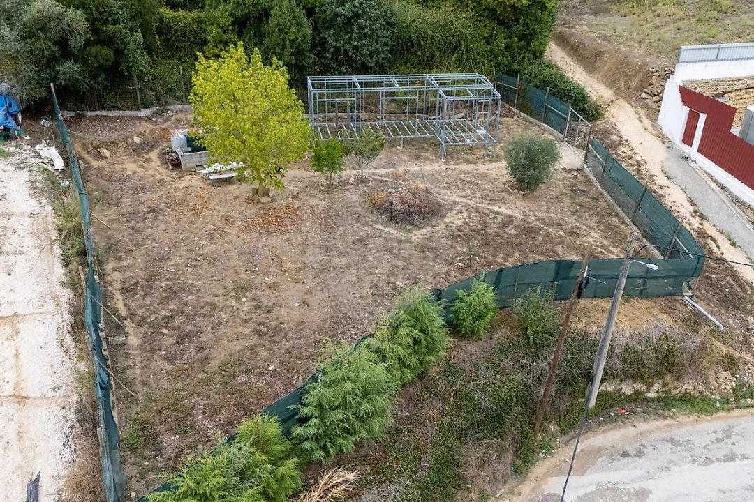 Terreno para Venda em Carvoeira e Carmões Foto 9