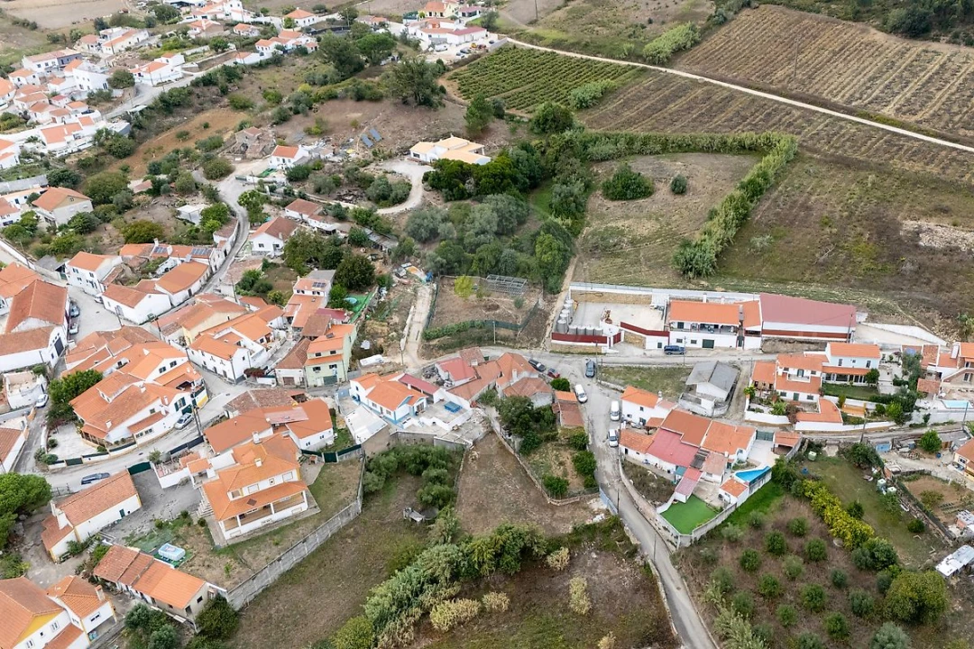 Terreno para Venda em Carvoeira e Carmões Foto 11