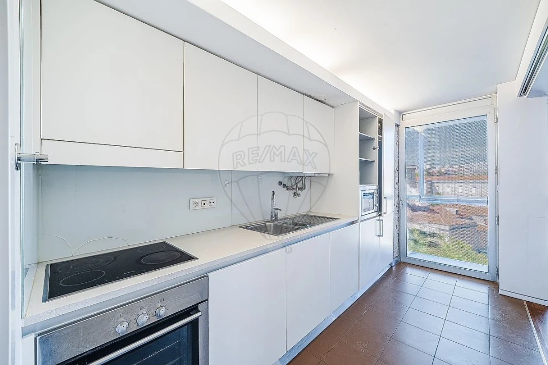 Apartamento T1 para Venda em Avenidas Novas Foto 11