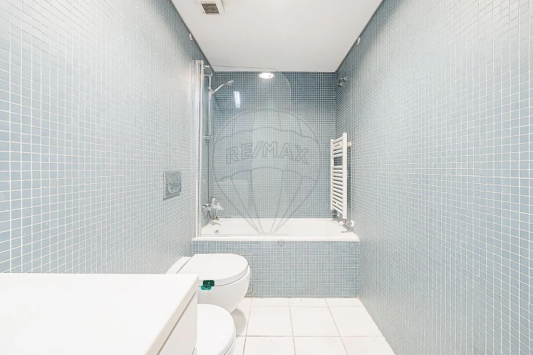 Apartamento T1 para Venda em Avenidas Novas Foto 6