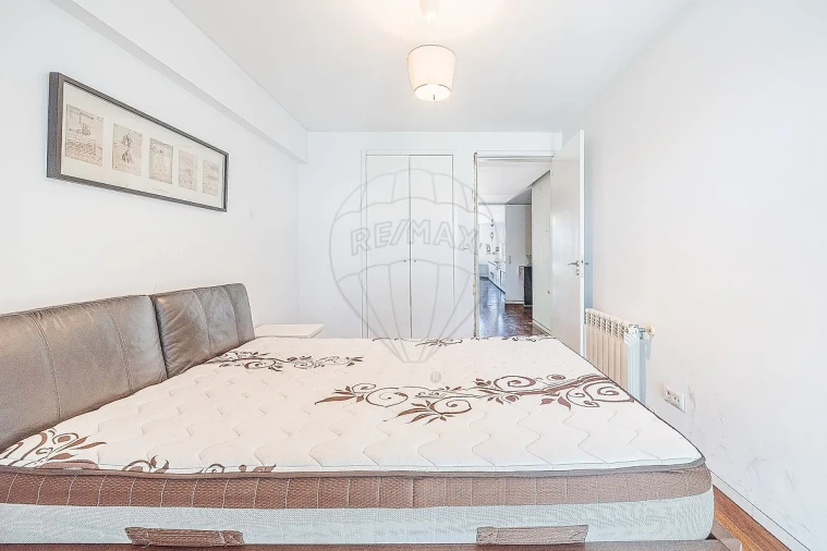 Apartamento T1 para Venda em Avenidas Novas Foto 5