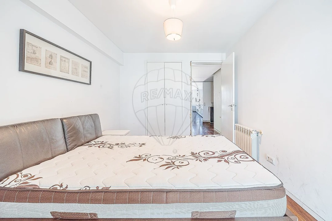 Apartamento T1 para Venda em Avenidas Novas Foto 5