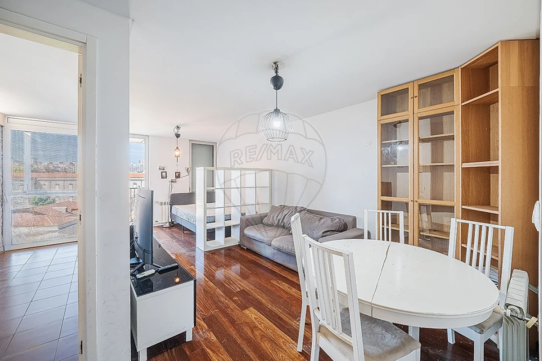 Apartamento T1 para Venda em Avenidas Novas Foto 21