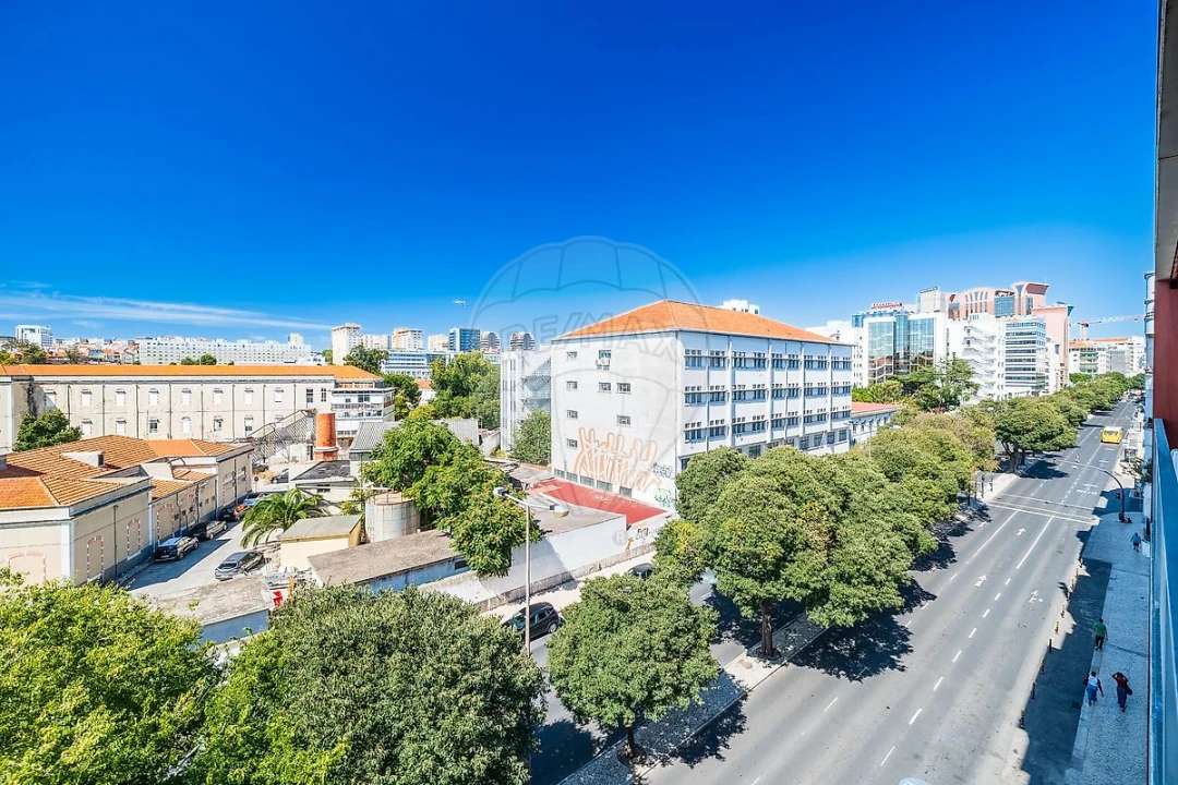 Apartamento T1 para Venda em Avenidas Novas Foto 17