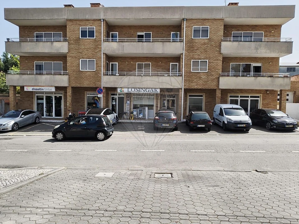 Apartamento T2 para Venda em São Pedro de Castelões Foto 18