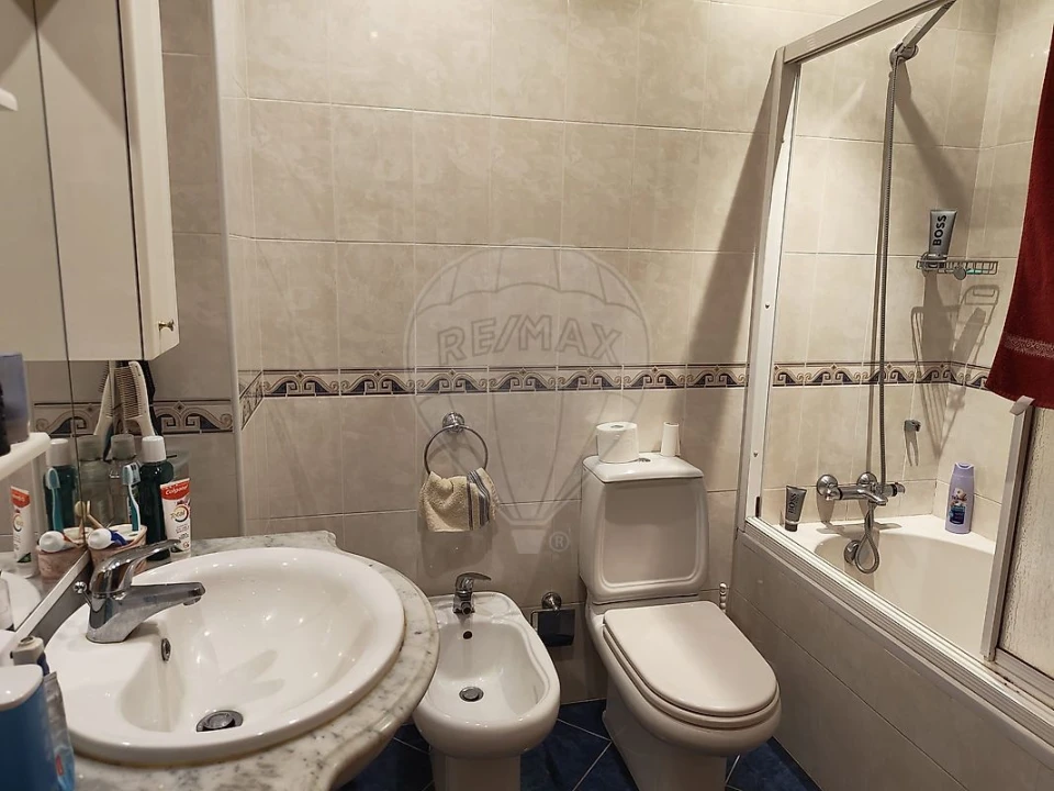 Apartamento T2 para Venda em São Pedro de Castelões Foto 10