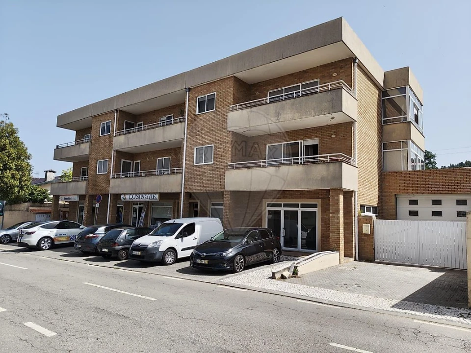 Apartamento T2 para Venda em São Pedro de Castelões Foto 4