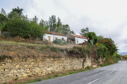 Moradia T1 para Venda em Santiago dos Velhos