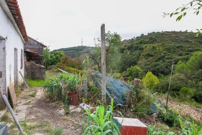 Moradia T1 para Venda em Santiago dos Velhos