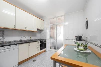 Apartamento T2 para Venda em Alfena