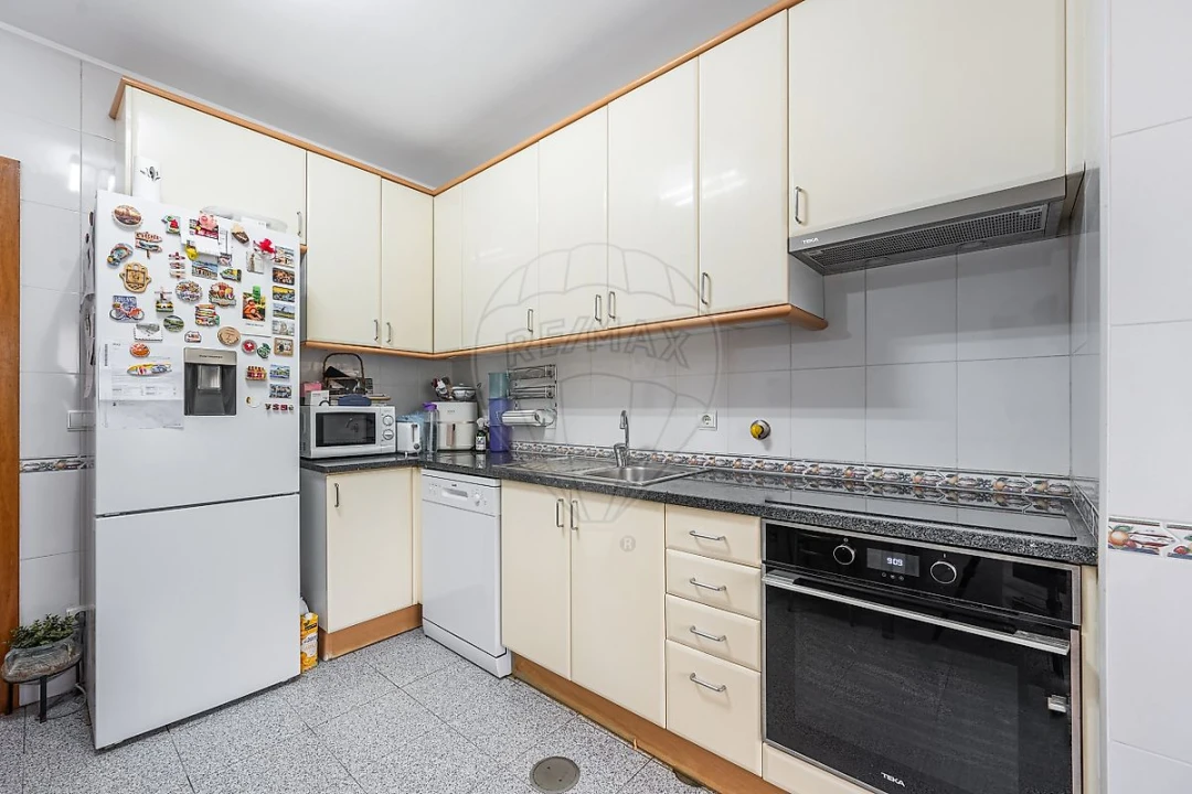 Apartamento T2 para Venda em Alfena Foto 14
