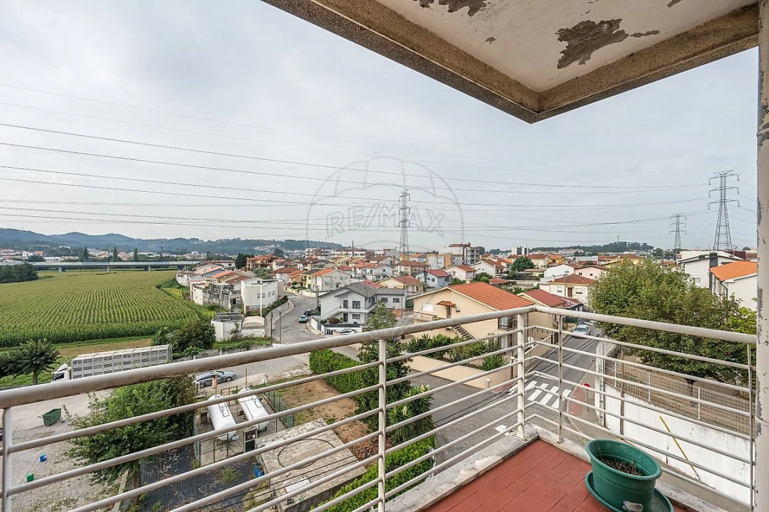 Apartamento T2 para Venda em Alfena Foto 21