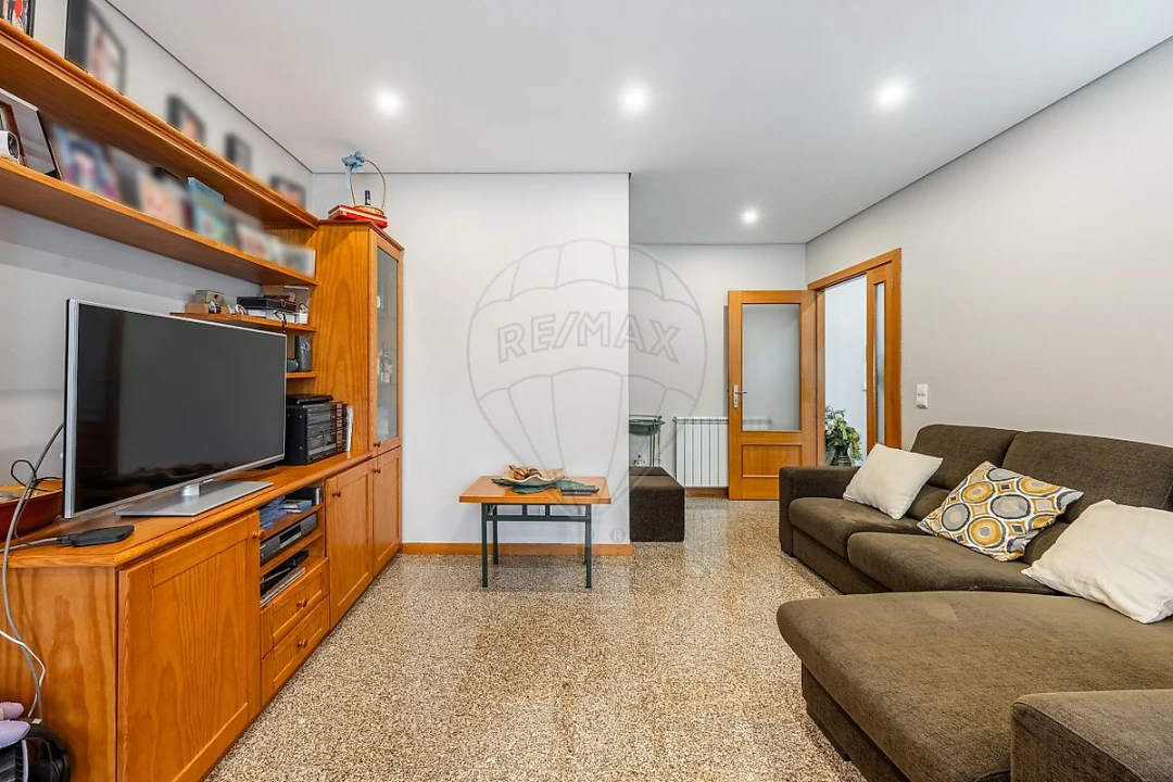 Apartamento T2 para Venda em Alfena Foto 17