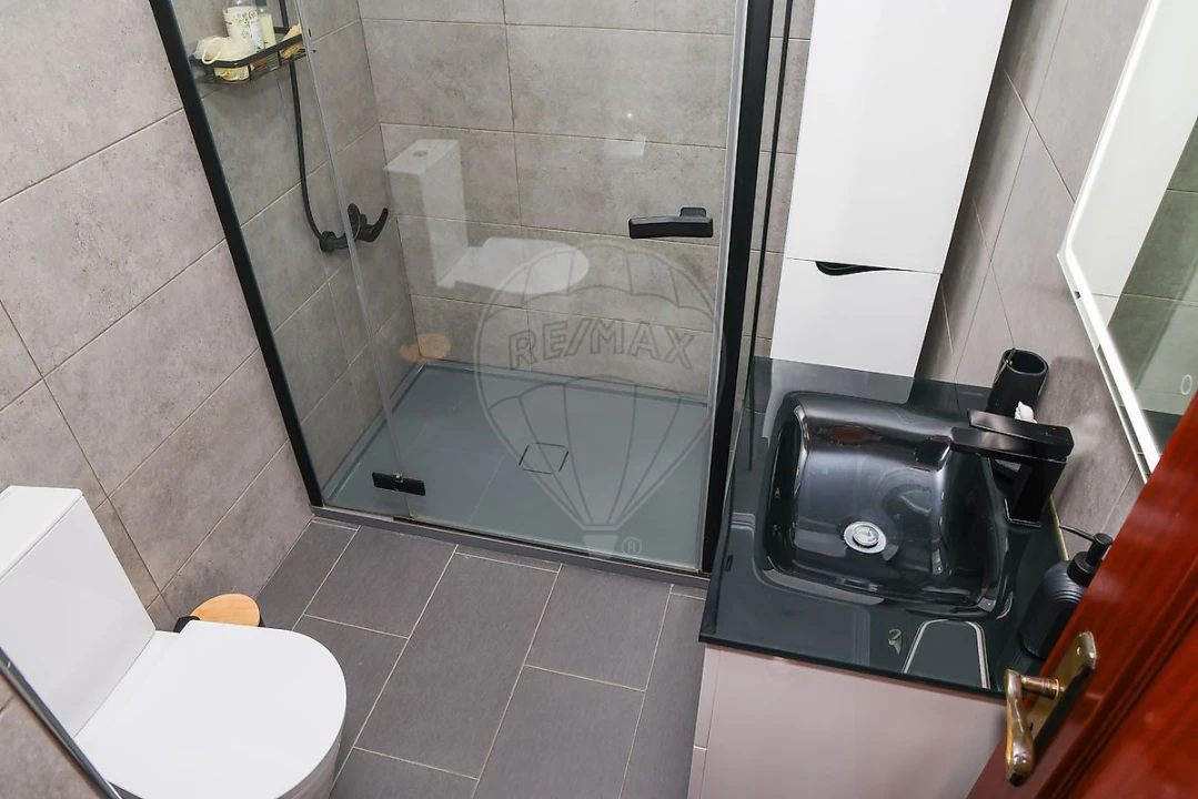 Apartamento T3 para Venda em Carregado e Cadafais Foto 25
