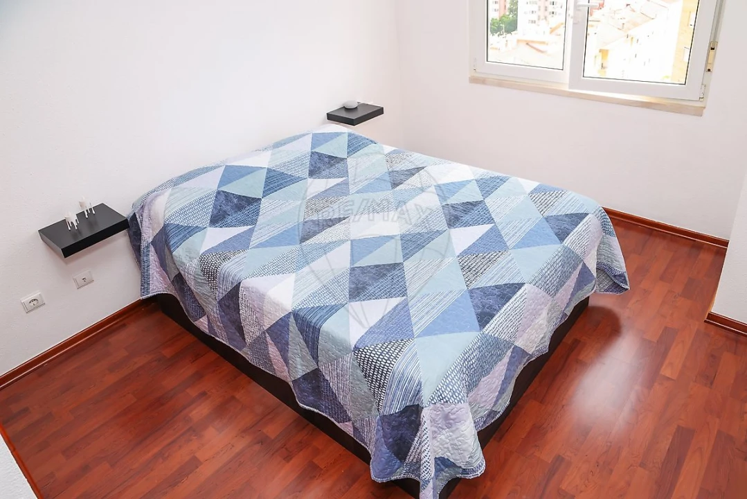 Apartamento T3 para Venda em Carregado e Cadafais Foto 4