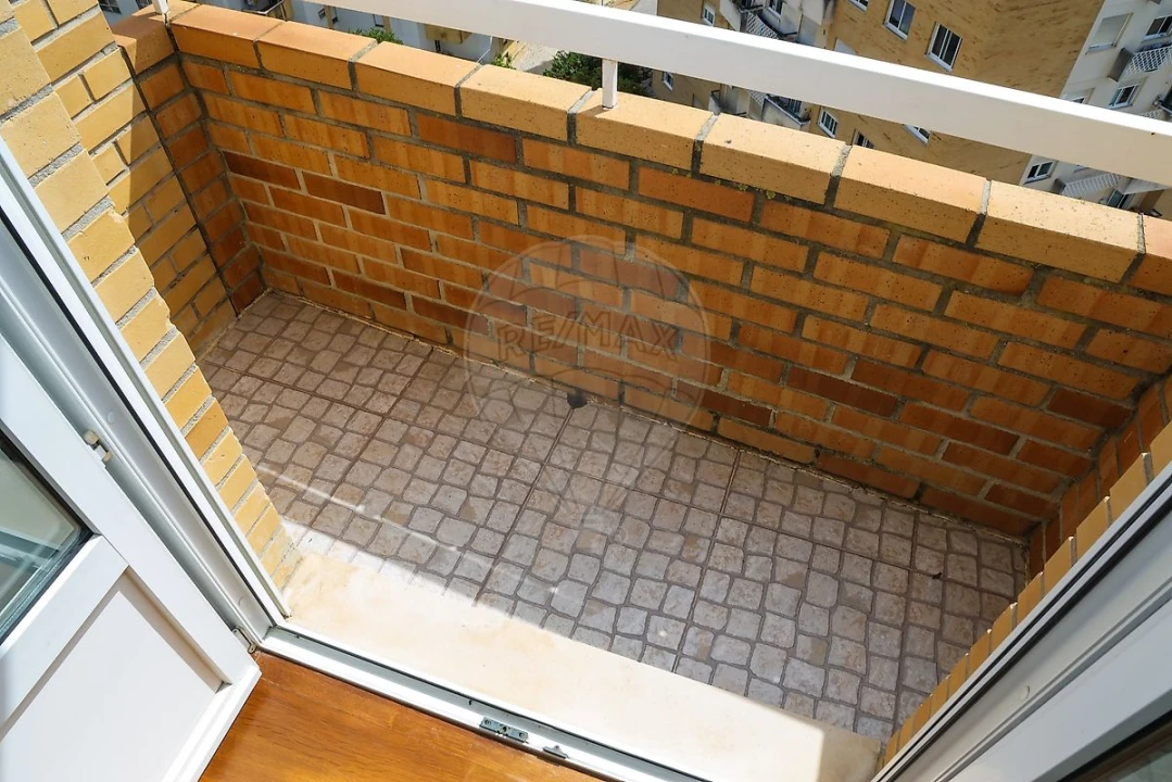 Apartamento T3 para Venda em Carregado e Cadafais Foto 14