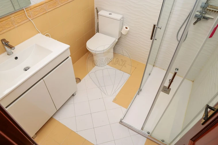 Apartamento T3 para Venda em Carregado e Cadafais Foto 21