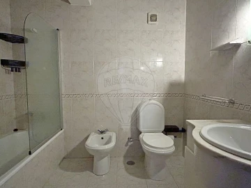 Apartamento T3 para Arrendamento em São Bernardo