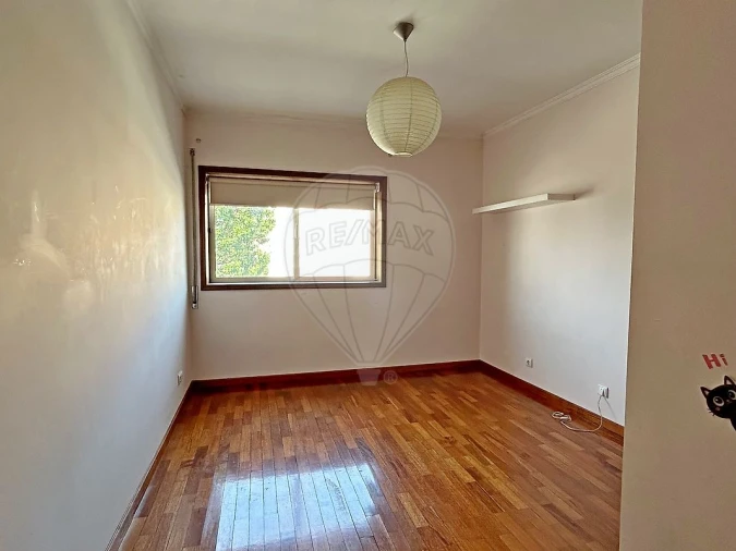 Apartamento T3 para Arrendamento em São Bernardo Foto 12