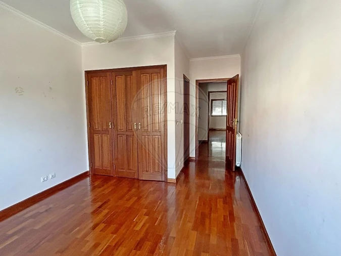 Apartamento T3 para Arrendamento em São Bernardo Foto 11