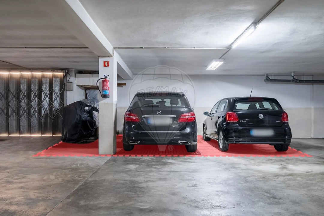 Apartamento T2 para Venda em Mafamude e Vilar do Paraíso Foto 24