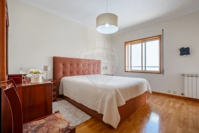Apartamento T2 para Venda em Mafamude e Vilar do Paraíso