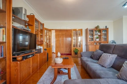 Apartamento T2 para Venda em Mafamude e Vilar do Paraíso