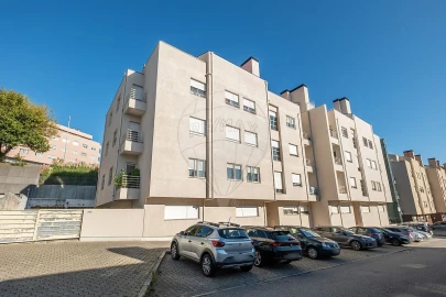 Apartamento T2 para Venda em Mafamude e Vilar do Paraíso