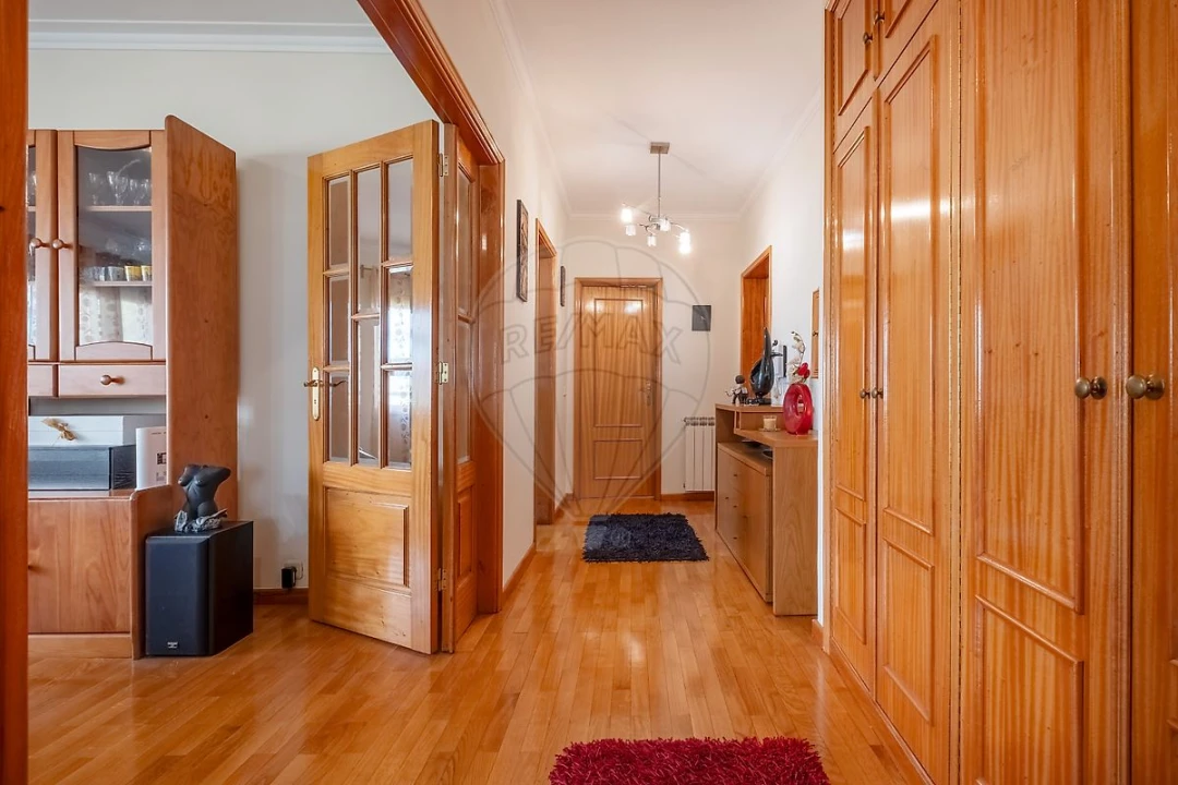 Apartamento T2 para Venda em Mafamude e Vilar do Paraíso Foto 9