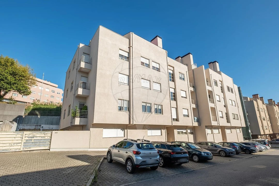 Apartamento T2 para Venda em Mafamude e Vilar do Paraíso Foto 4