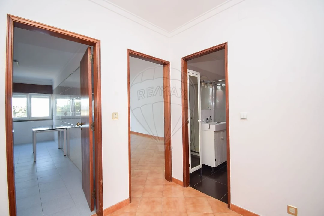 Apartamento T2 para Venda em Cascais e Estoril Foto 13