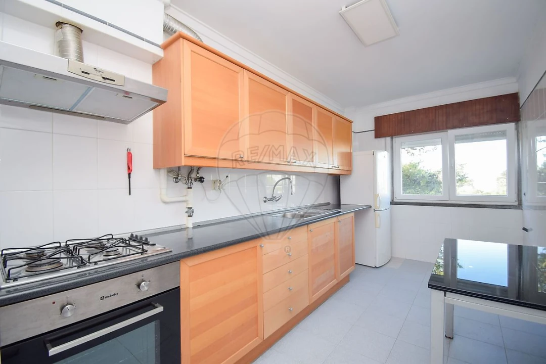 Apartamento T2 para Venda em Cascais e Estoril Foto 5