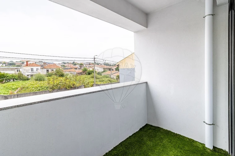 Apartamento T1 para Venda em Esmoriz Foto 5