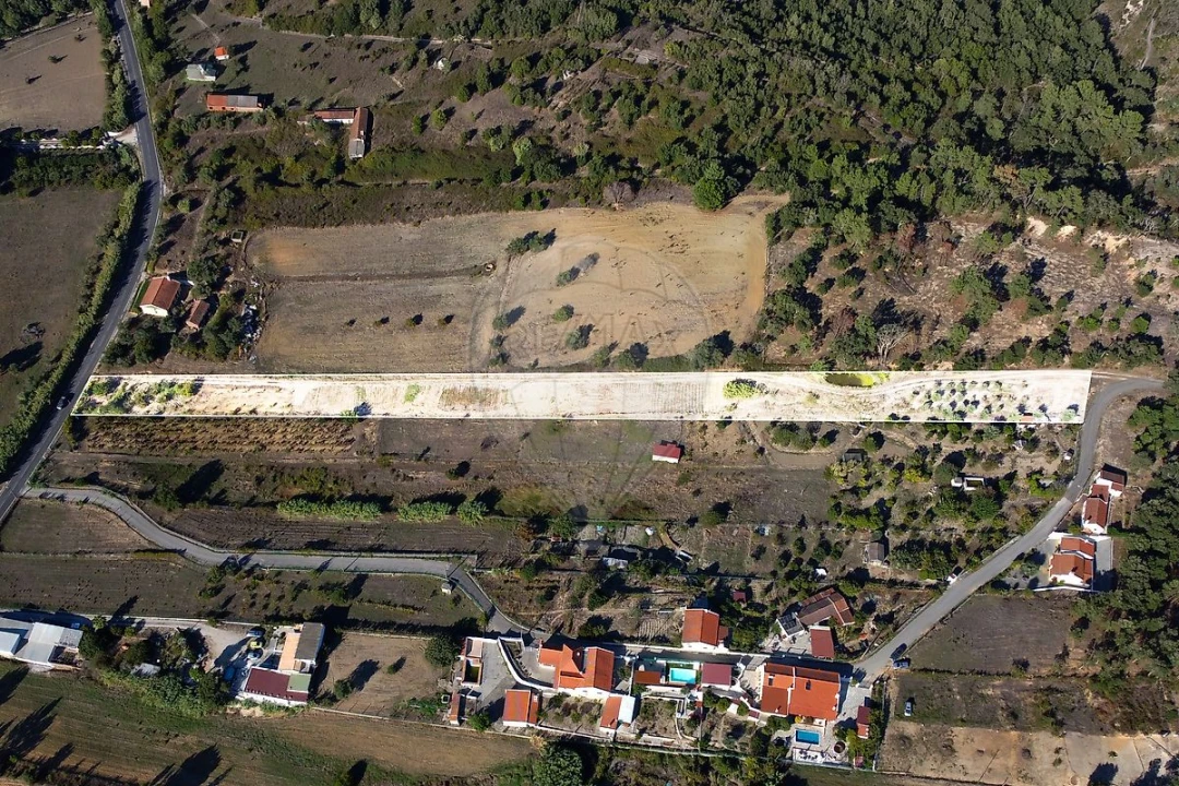 Terreno para Venda em Azambuja Foto 1