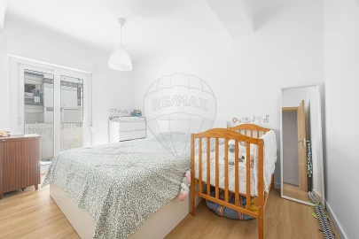 Apartamento T2 para Venda em Sacavém e Prior Velho