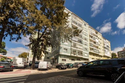 Apartamento T1 para Venda em Agualva e Mira-Sintra