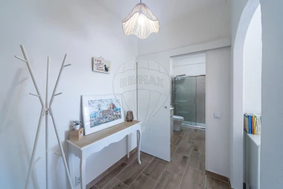 Apartamento T1 para Venda em Agualva e Mira-Sintra
