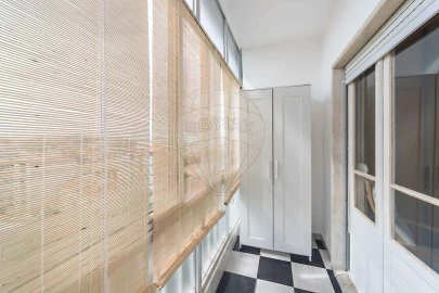 Apartamento T1 para Venda em Agualva e Mira-Sintra